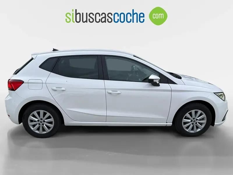 Usado Seat Ibiza Style Plus 110 CV (80 kW) 2022 Blanco