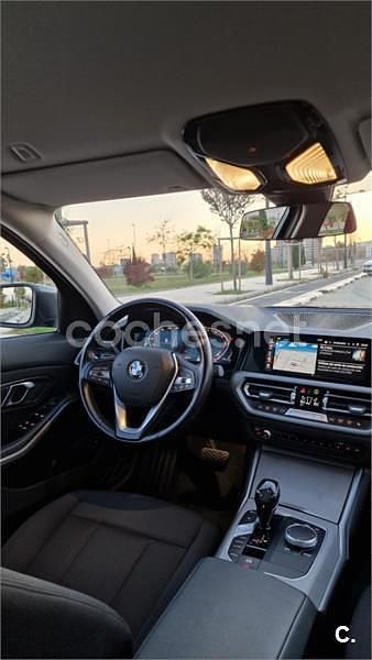 Gris / plata Usado 2020 BMW 320e Familiar | 26.450 € (Precio justo) - Imagen 1/4