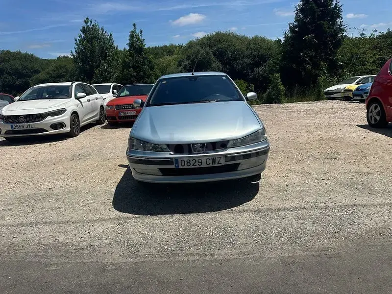 Usado Peugeot 406 109 CV (80 kW) 2004 Gris / plata Berlina