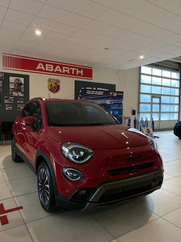 Usado Fiat 500X Dolcevita 120 CV (88 kW) 2023 Rojo SUV