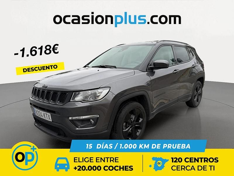 Usado Jeep Compass Night Eagle 120 CV (88 kW) 2019 Gris SUV