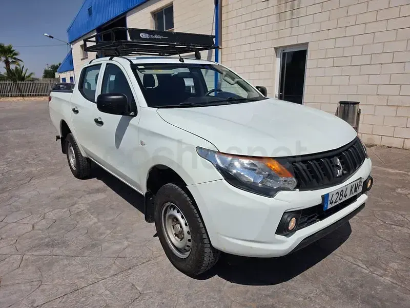 Usado Mitsubishi L200 154 CV (113 kW) 2018 Blanco Pickup/Camioneta