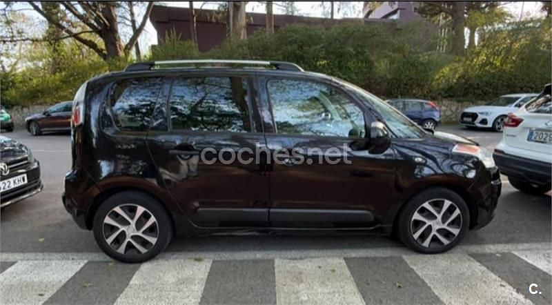 Usado Citroën C3 Picasso Seduction 92 CV (67 kW) 2015 Negro Monovolumen