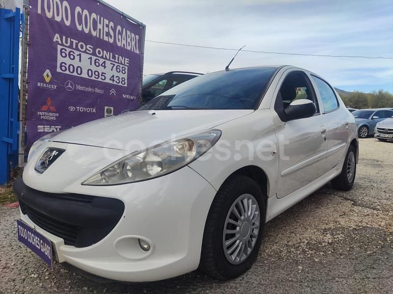 Blanco Usado 2009 Peugeot 206+ Utilitario | 3990 € (Precio justo) - Imagen 1/4