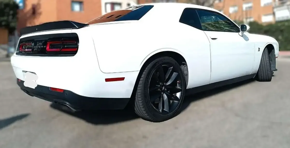 Usado Dodge Challenger 484 CV (355 kW) 2023 Blanco Coupe
