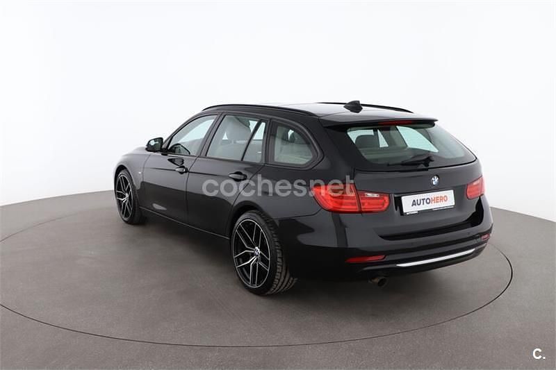Usado BMW 320 184 CV (135 kW) 2015 Negro Familiar