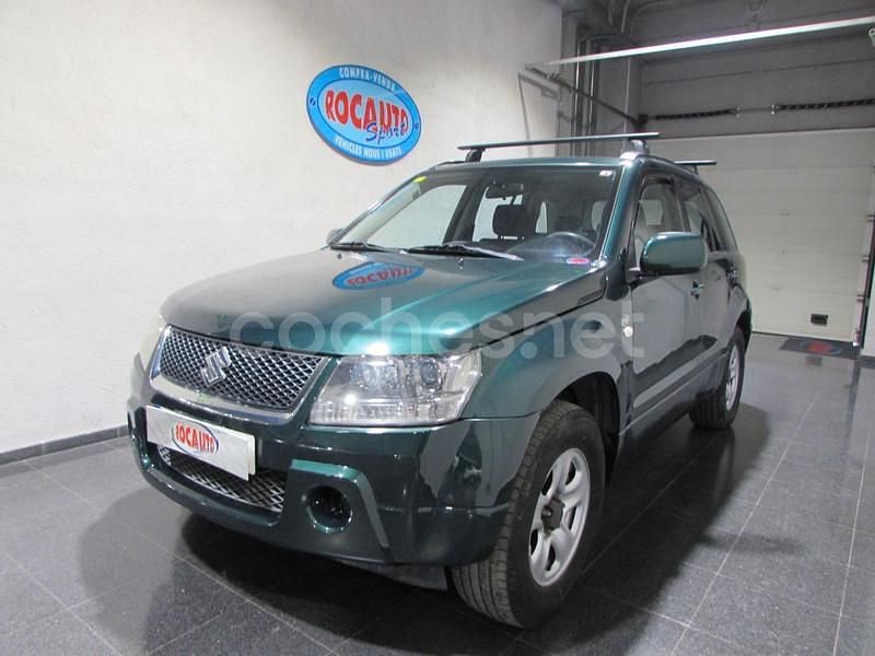 Verde Usado 2008 Suzuki Grand Vitara SUV | 10.950 € (Caro) - Imagen 1/4