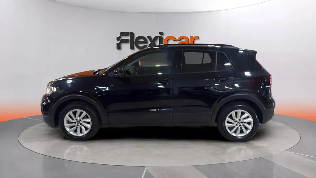 Usado VW T-Cross Advance 110 CV (80 kW) 2022 Negro SUV