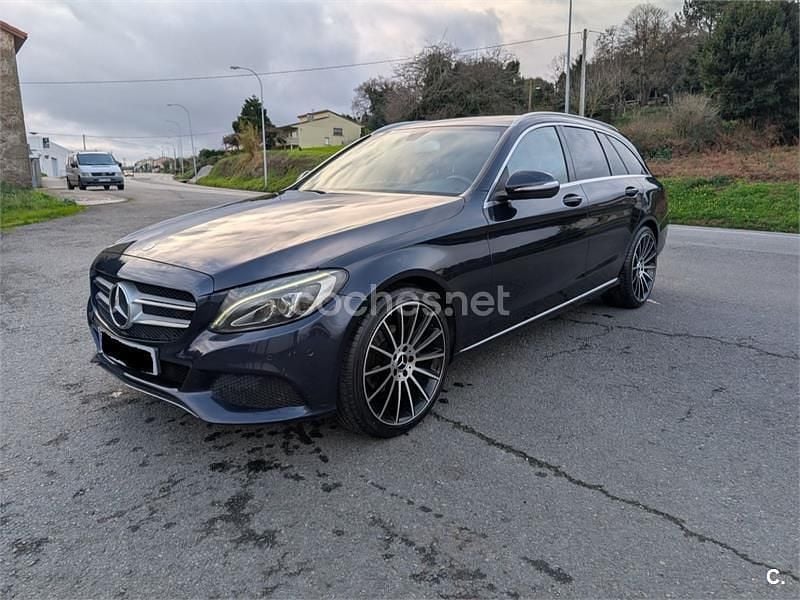 Usado Mercedes C200 Avantgarde 136 CV (100 kW) 2015 Azul Familiar