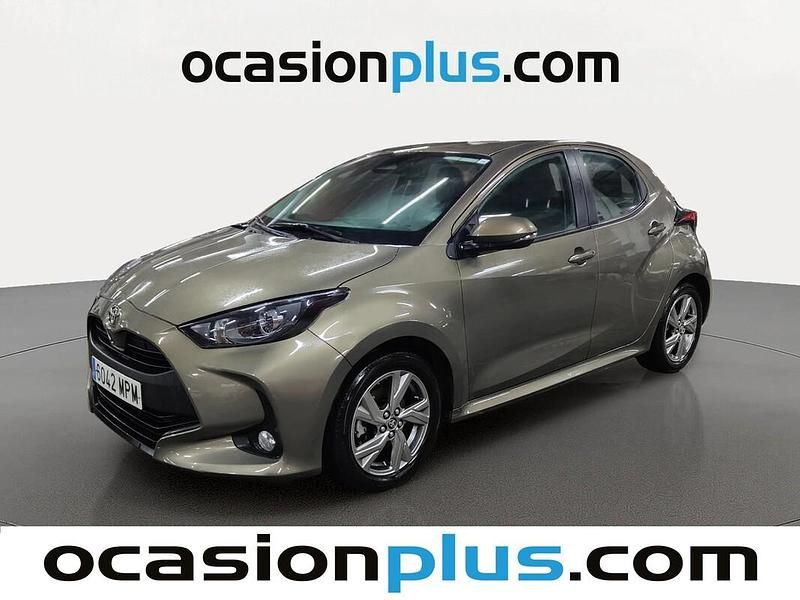 Marrón Usado 2024 Toyota Yaris Active | 16.228 € (Super precio) - Imagen 1/4