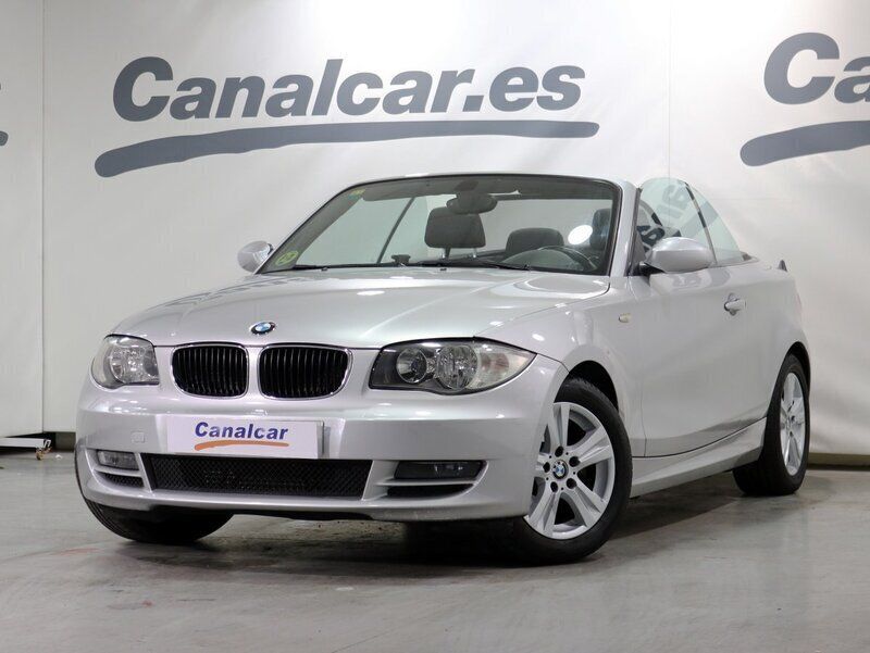 Gris plata Usado 2009 BMW 120 Utilitario | 10.550 € - Imagen 1/4
