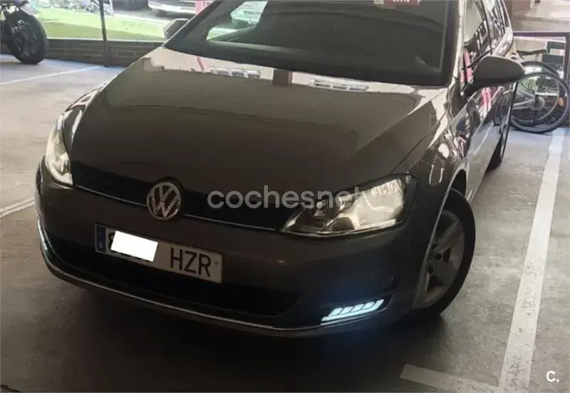 Używany VW Golf VII Advance 105 KM (77 kW) 2014 Beżowy Kombi