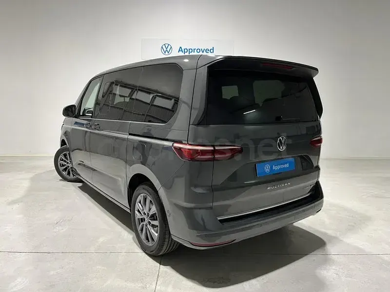 Nuevo VW Multivan Style 245 CV (180 kW) 2026 Gris / plata Monovolumen