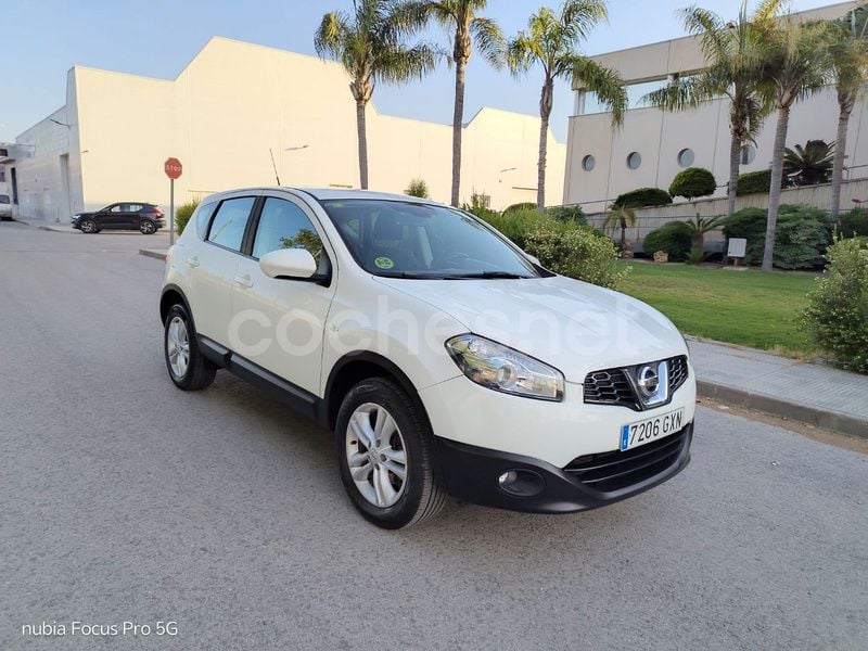 Blanco Usado 2010 Nissan Qashqai +2 Acenta SUV | 6400 € (Precio justo) - Imagen 1/4