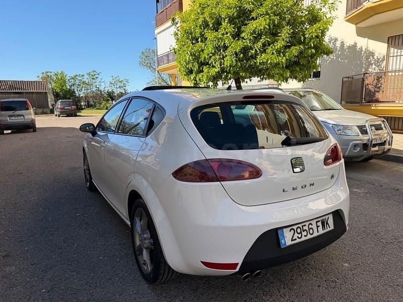 Usado Seat Leon FR 170 CV (125 kW) 2007 Blanco Utilitario