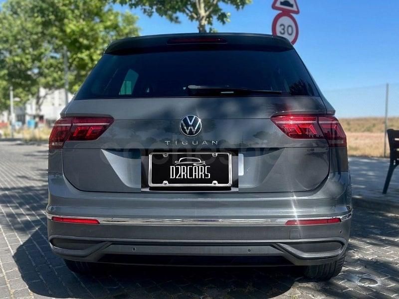 Usado VW Tiguan Life 150 CV (110 kW) 2021 Gris / plata SUV