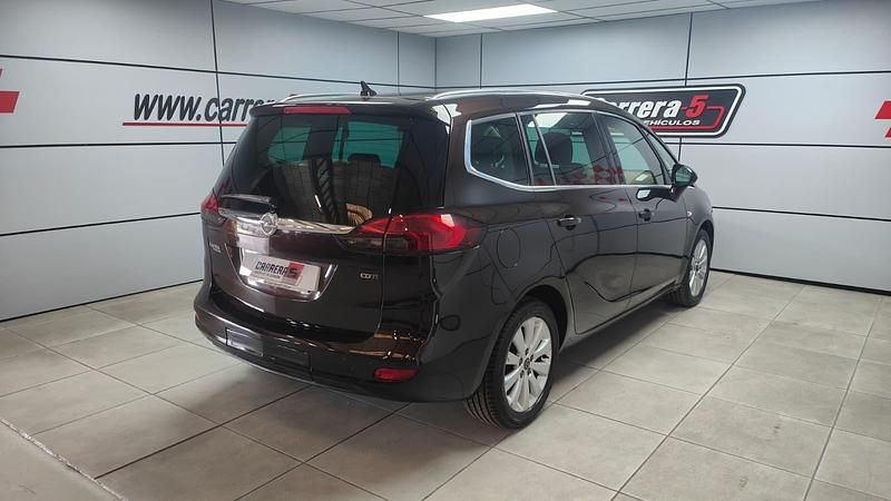 Usado Opel Zafira Family 125 CV (91 kW) 2014 Negro Monovolumen