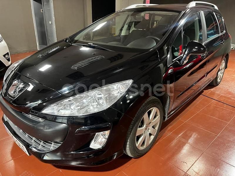 Usado Peugeot 308 SW Premium 110 CV (80 kW) 2009 Negro Familiar