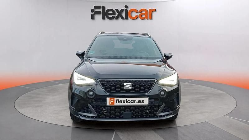 Usado Seat Arona FR 110 CV (80 kW) 2024 Negro SUV