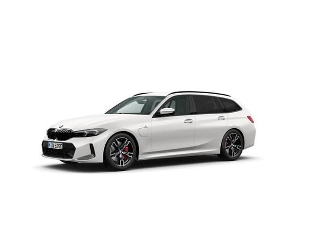 Käytetty BMW 330e Comfort Edition 292 HP (214 kW) 2025 Farmari