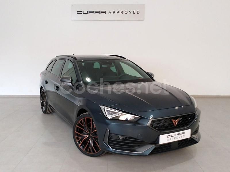 Gris / plata Usado 2024 Cupra Leon VZ Familiar | 30.540 € (Precio justo) - Imagen 1/4