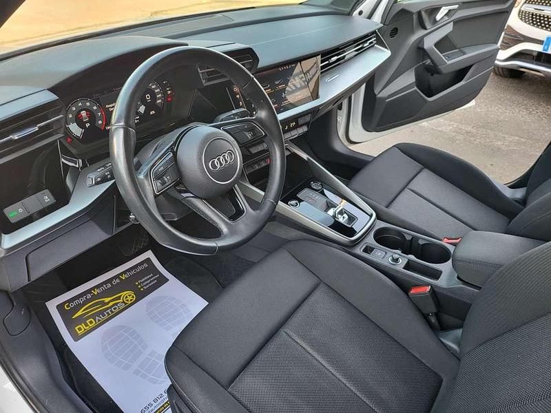 Usado Audi A3 Advanced 110 CV (80 kW) 2021 Blanco Berlina