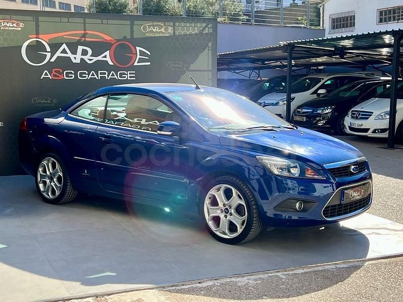 Usado Ford Focus Titanium 145 CV (106 kW) 2010 Azul Descapotable