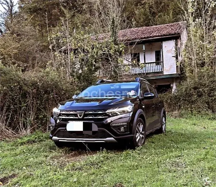 Usado Dacia Sandero Comfort 101 CV (74 kW) 2022 Negro Berlina