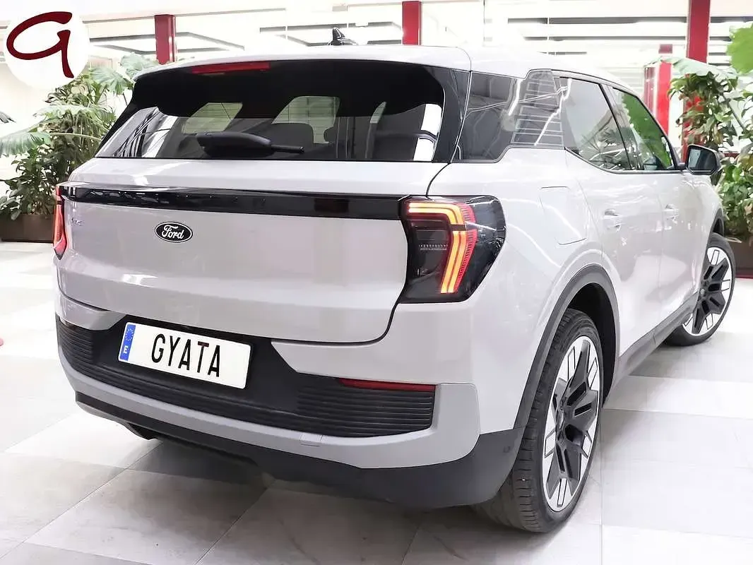 Usado Ford Explorer Premium 210 kW (286 CV) 2025 Blanco SUV