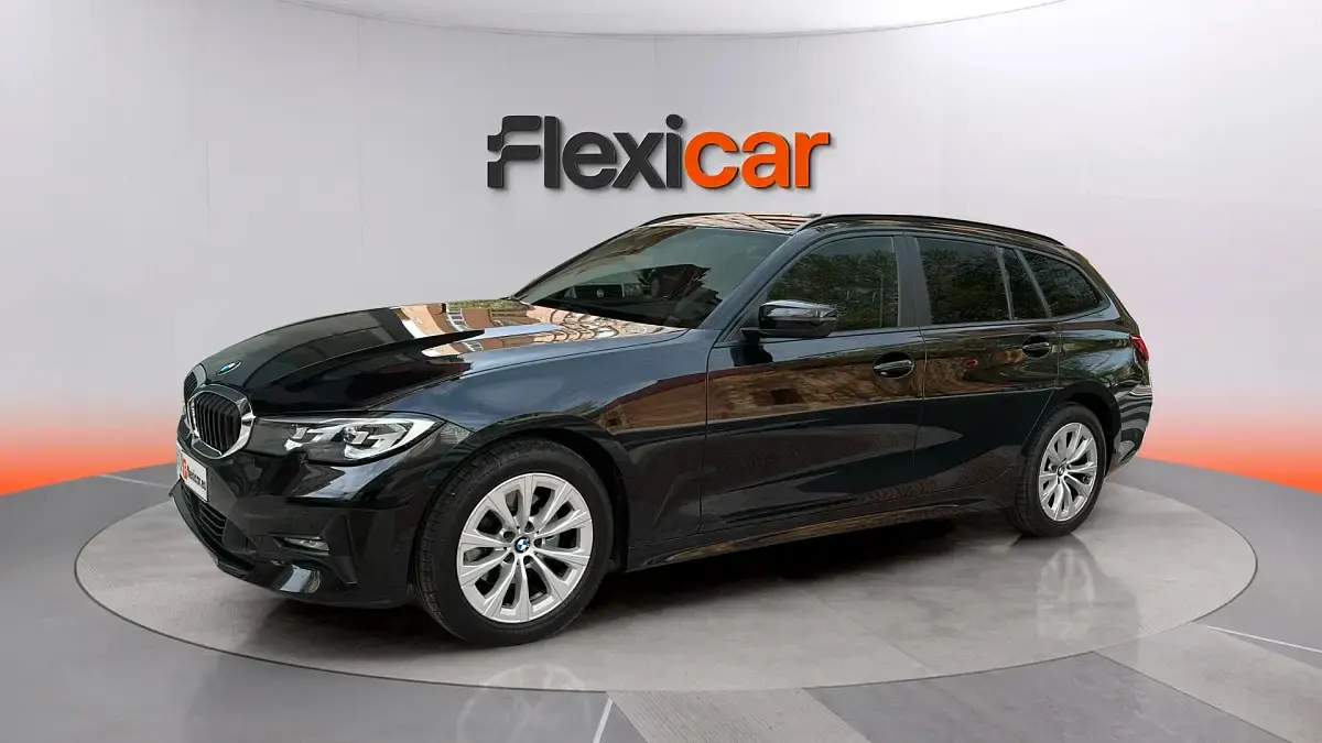Usado BMW 320e 190 CV (139 kW) 2021 Negro Familiar
