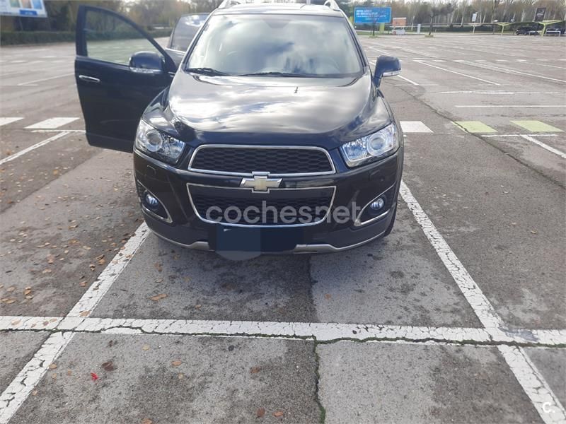 Negro Usado 2015 Chevrolet Captiva LTZ SUV | 13.999 € (Caro) - Imagen 1/4