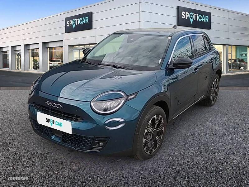 Usado Fiat 600 La Prima 100 CV (73 kW) 2025 Verde SUV