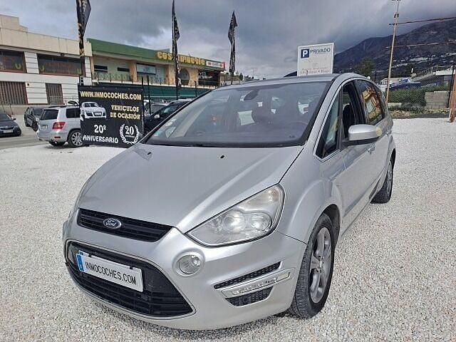 Usado Ford S-MAX Titanium 140 CV (102 kW) 2011 Gris Monovolumen