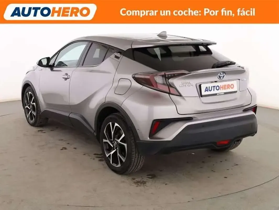 Usado Toyota C-HR Advance 122 CV (89 kW) 2018 Gris SUV