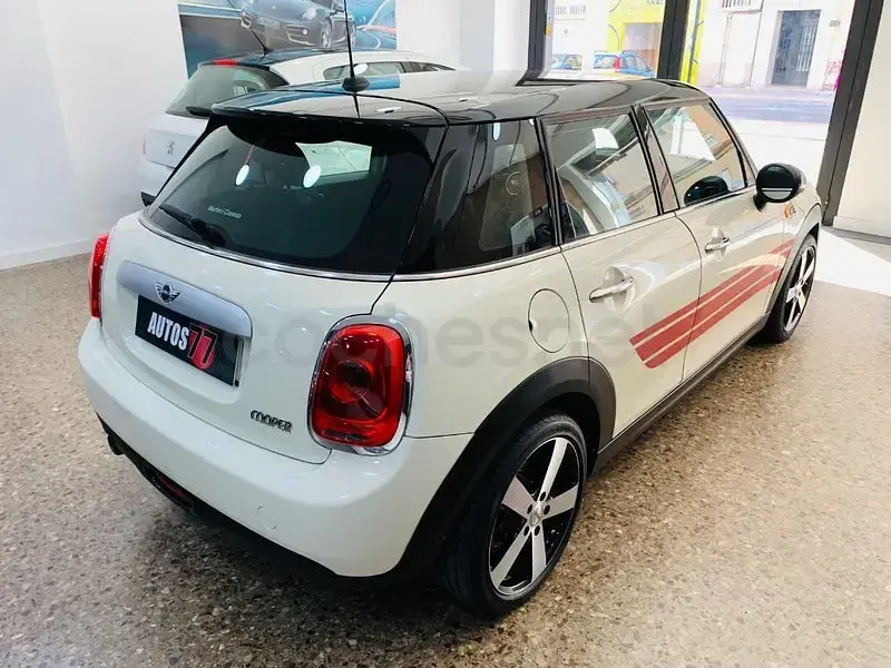 Usado Mini Cooper 136 CV (100 kW) 2015 Blanco Utilitario