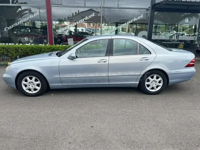 Usado Mercedes S320 224 CV (164 kW) 1999 Azul Berlina