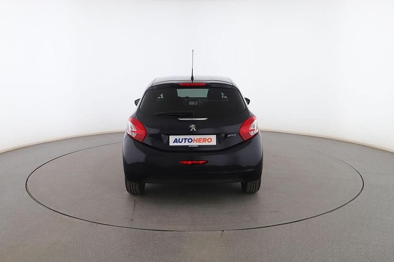 Usado Peugeot 208 Style 82 CV (60 kW) 2014 Azul Utilitario