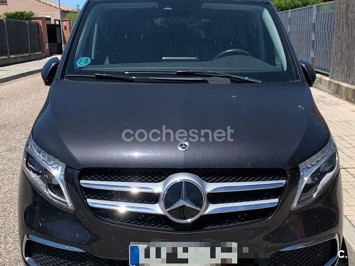 Gris / plata Usado 2021 Mercedes V250 Avantgarde Monovolumen | 58.000 € (Un poco caro) - Imagen 1/4