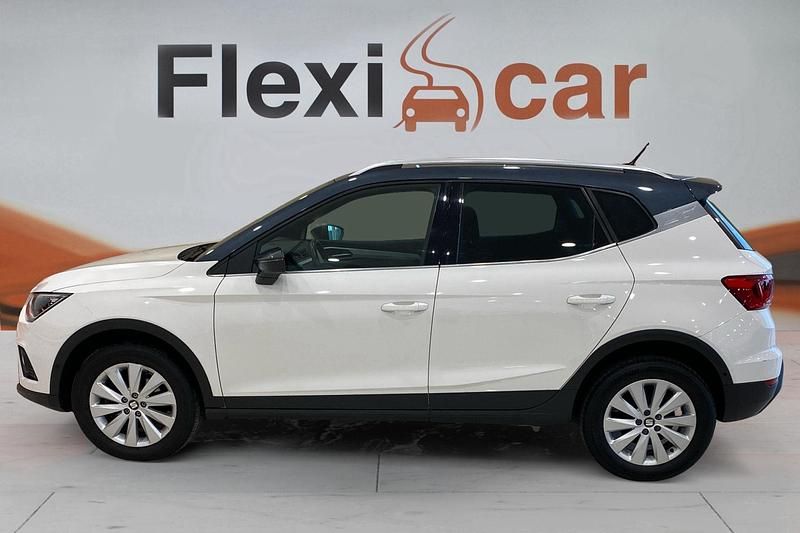 Usado Seat Arona Ecomotive 95 CV (69 kW) 2019 Blanco SUV