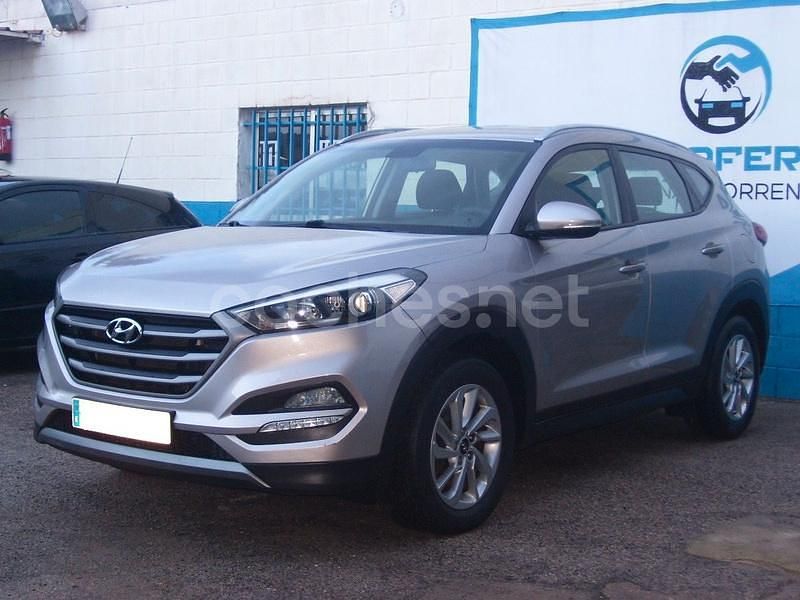 Usado Hyundai Tucson 116 CV (85 kW) 2018 Gris / plata SUV