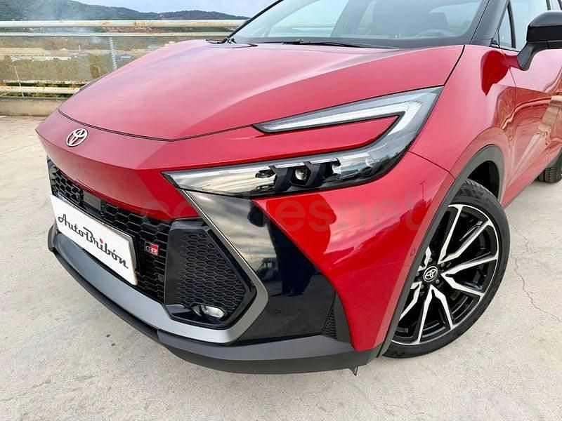 Usado Toyota C-HR Plus 223 CV (164 kW) 2025 Rojo SUV