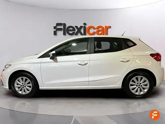 Usado Seat Ibiza Reference 80 CV (58 kW) 2022 Blanco Utilitario