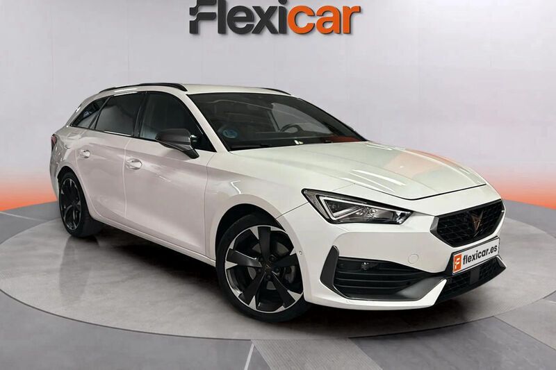 Blanco Usado 2023 Cupra Leon Berlina | 22.990 € (Un poco caro) - Imagen 1/4