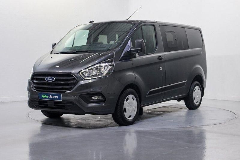 Usado Ford Tourneo Active 150 CV (110 kW) 2022 Gris / plata Monovolumen
