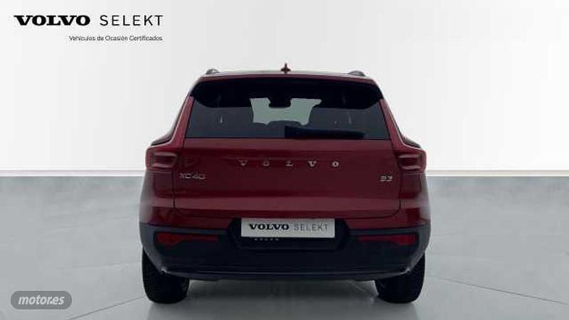 Usado Volvo XC40 Plus 2024 Rojo SUV