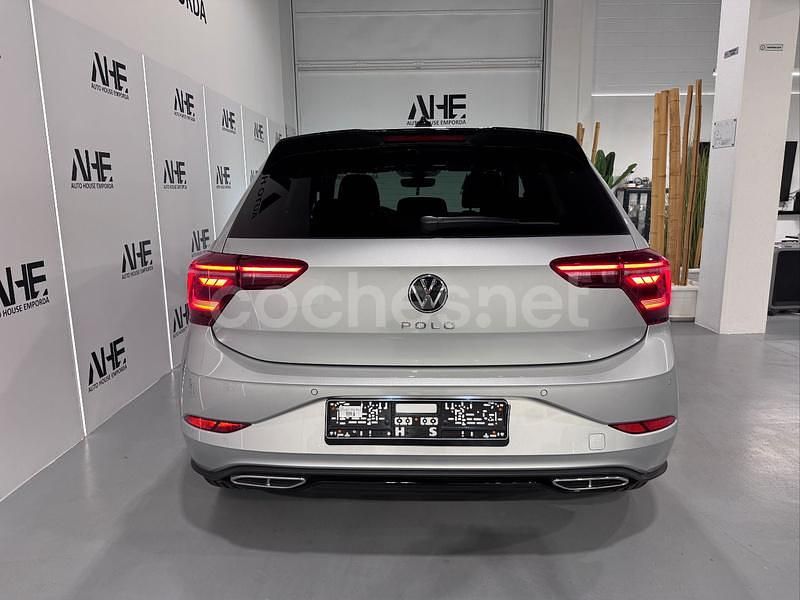 Nuevo VW Polo R-line 116 CV (85 kW) 2025 Gris / plata Berlina