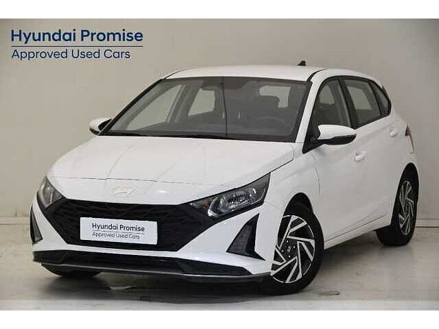Blanco Usado 2024 Hyundai i20 Utilitario | 17.490 € (Precio justo) - Imagen 1/4