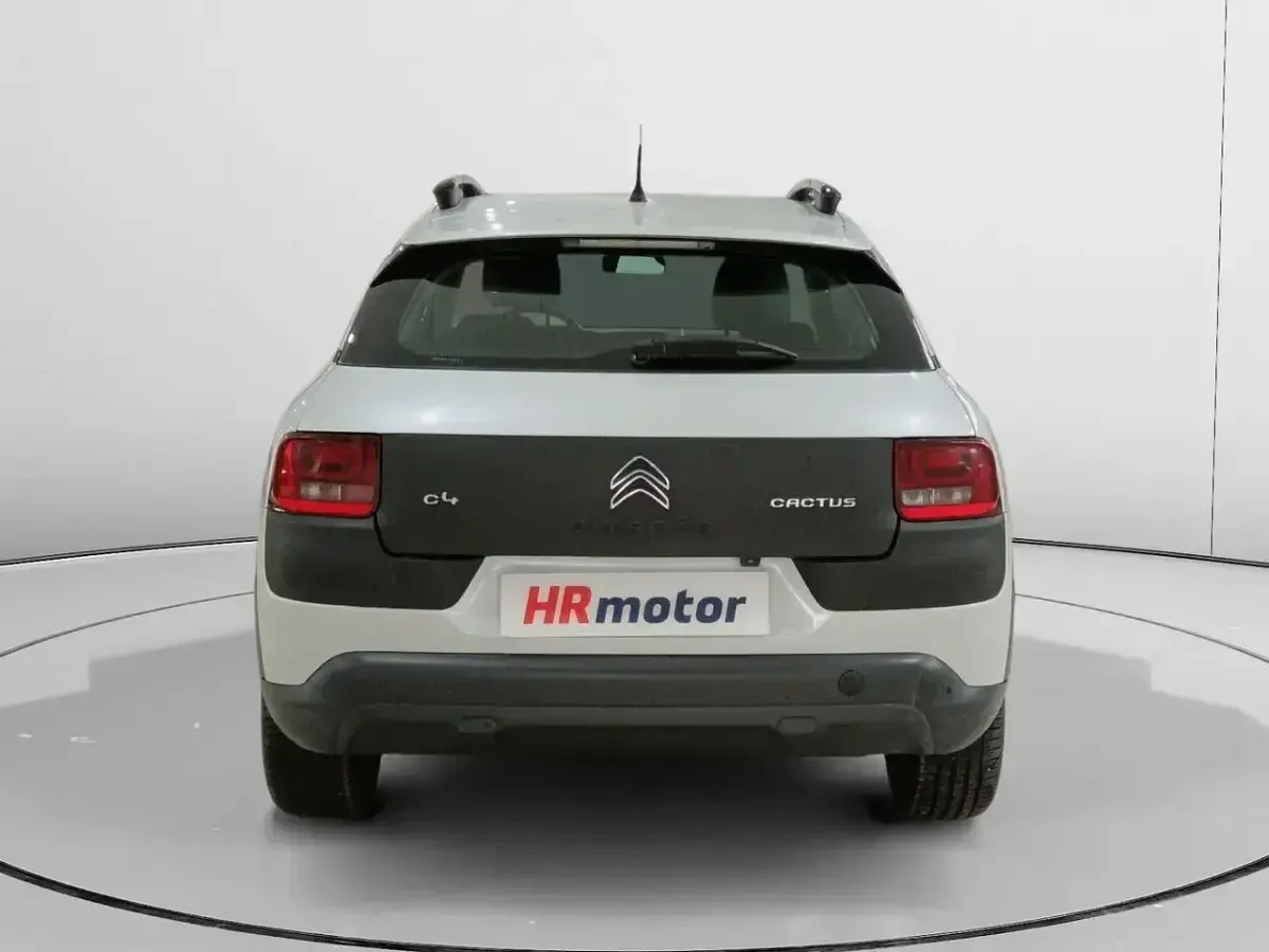 Usado Citroën C4 Cactus Feel 82 HP (60 kW) 2016 Branco Citadino