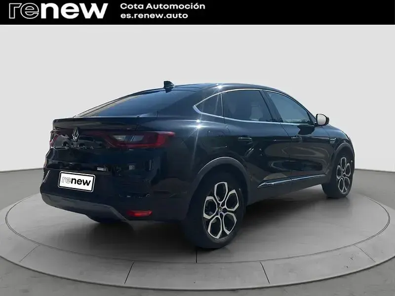 Usado Renault Arkana Zen 145 CV (106 kW) 2022 Negro SUV