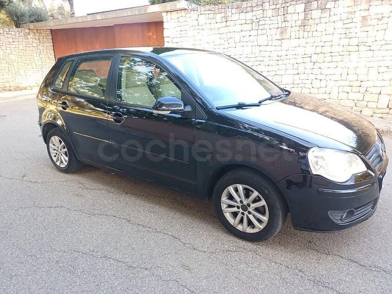 Usado VW Polo Edition 80 CV (58 kW) 2008 Negro Utilitario